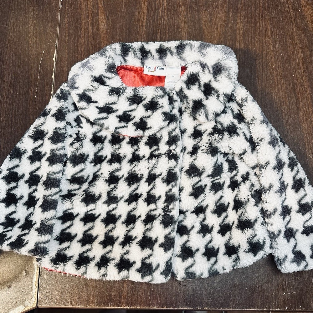 bt Kids Houndstoothโ Faux Fur Jacket Girls Size 24M Black White Red Lined Coat